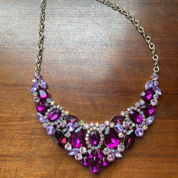 Purple Jeweled and Gold Tone Statement Necklace. - Picture 1 of 6